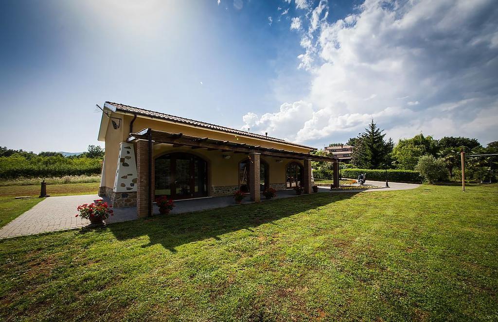 La Dolce Mela Villa Buonabitacolo Exterior photo