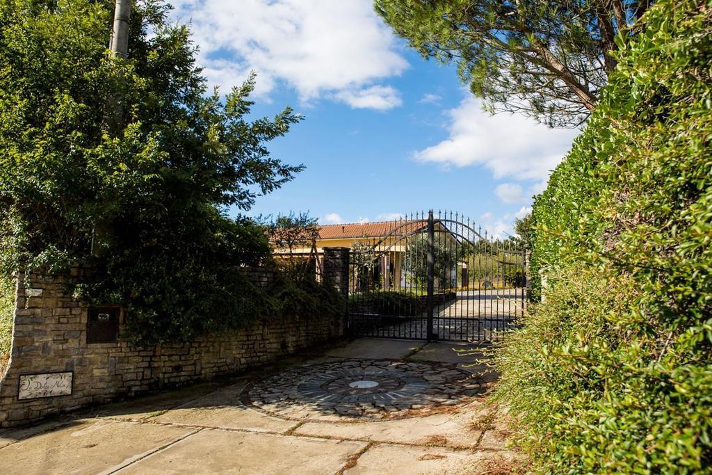 La Dolce Mela Villa Buonabitacolo Exterior photo